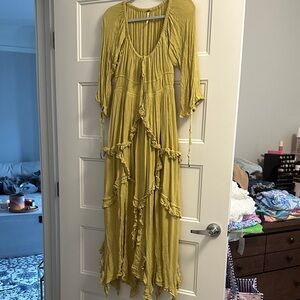 Free People size small dress - kind of giving Stevie Nicks vibes 😉